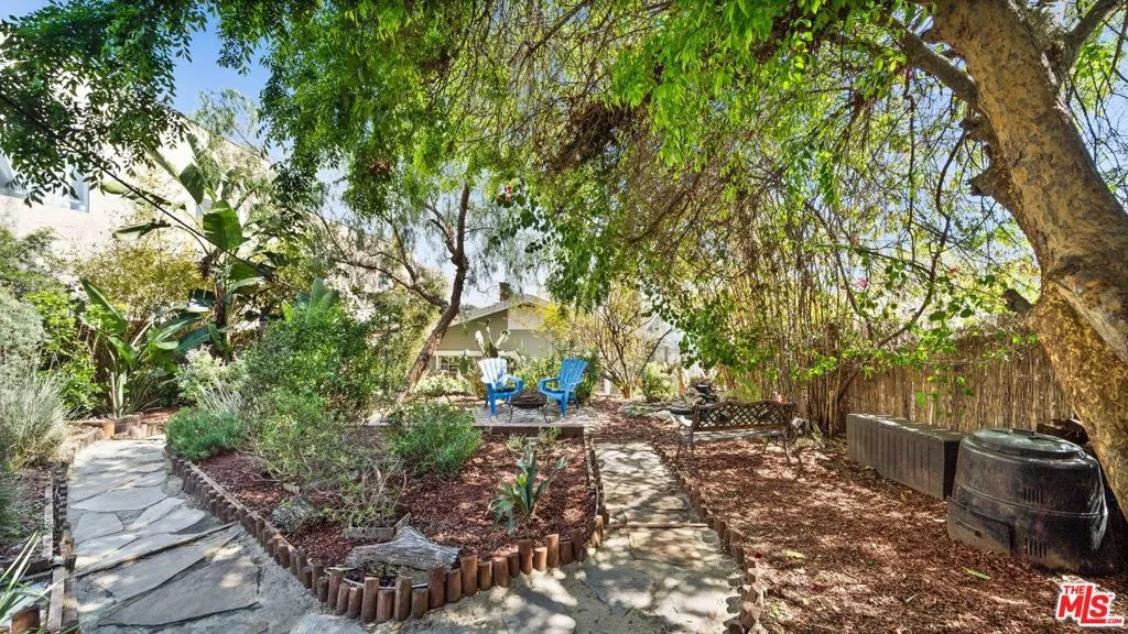 617 N Cummings Street, Los Angeles, California 90033 home-pic-16